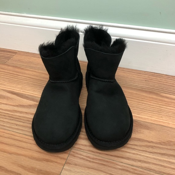 UGG Women’s Boots: Mini Bailey Button - Picture 2 of 7